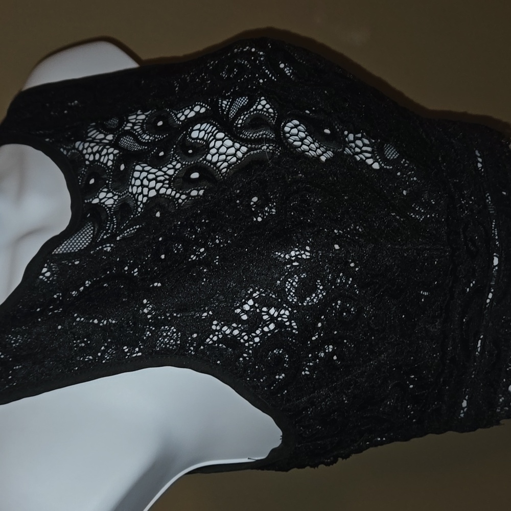 Bebe Elegant Black Lace Open Back Size 2 NWT - Picture 11 of 12